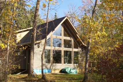 NEW LAKEFRONT  LISING IN HALCYON COVE, NEAR GRAND BEACH