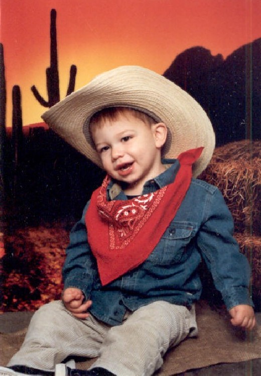 CLICK ON MY PHOTO FOR A FULLS SCREEN PORTRAIT OF ME